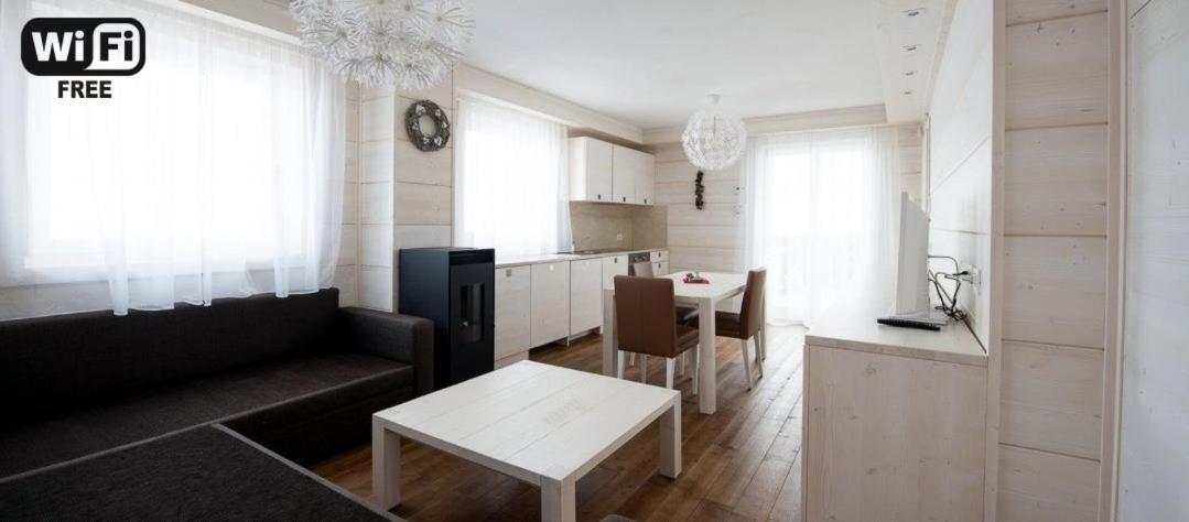 Apartmán Zoncolan Laugiane Sùtrio Exteriér fotografie